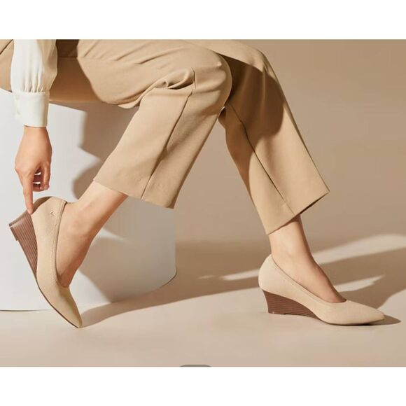 Vivaia Pointed Toe Wedge 11 - Picture 1 of 11